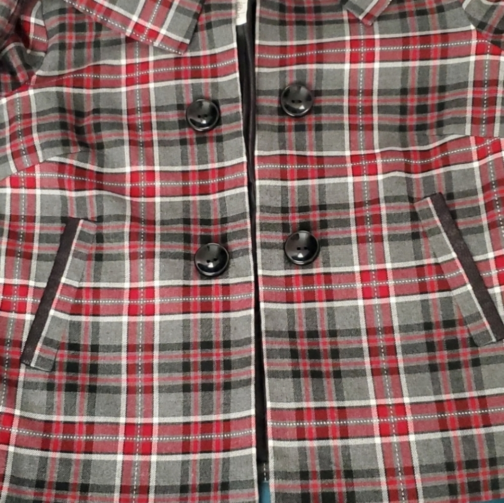 Kim Rogers Plaid Blazer - Picture 9 of 9
